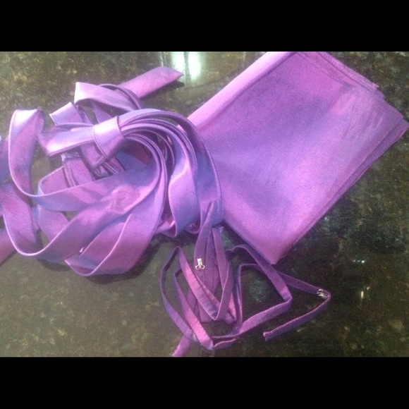 Prom gown - Picture 7 of 7